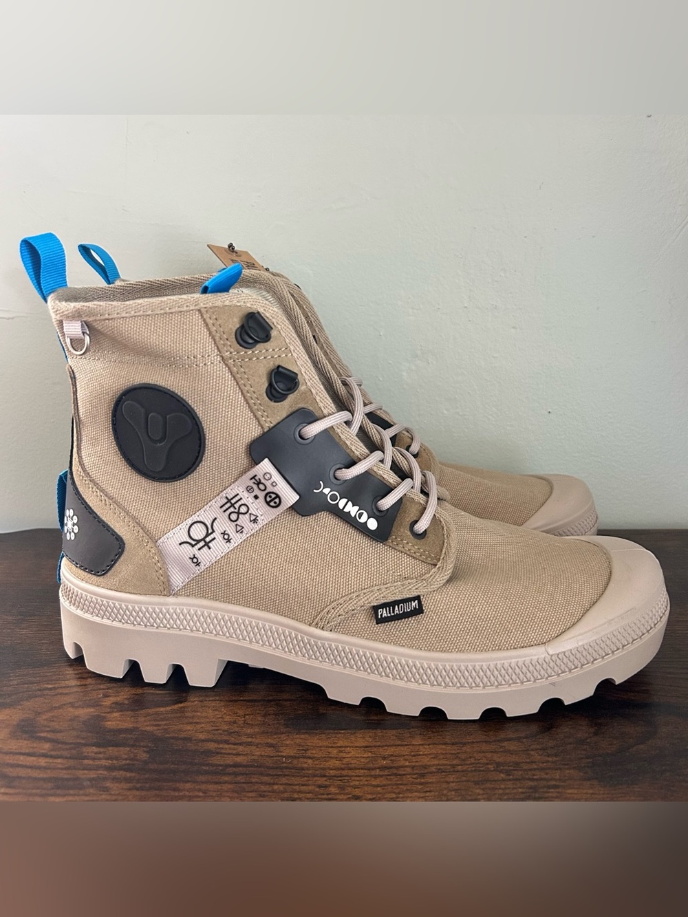 Palladium Pampa X Destiny X Witch Queen Boots Dune Size Mens 6.5 Womens 8